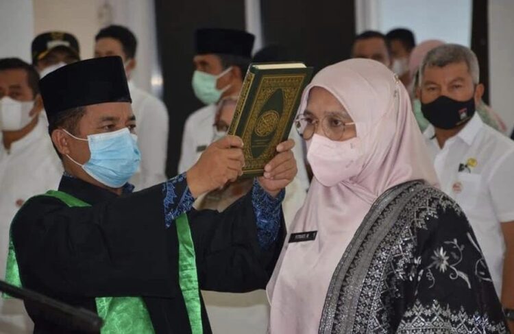 Penjabat Sekretaris Daerah (Pj Sekda) Kota Padang Fitriati dilantik sebagai pengganti Pj Sekda Afriadi yang SK-nya telah berakhir.