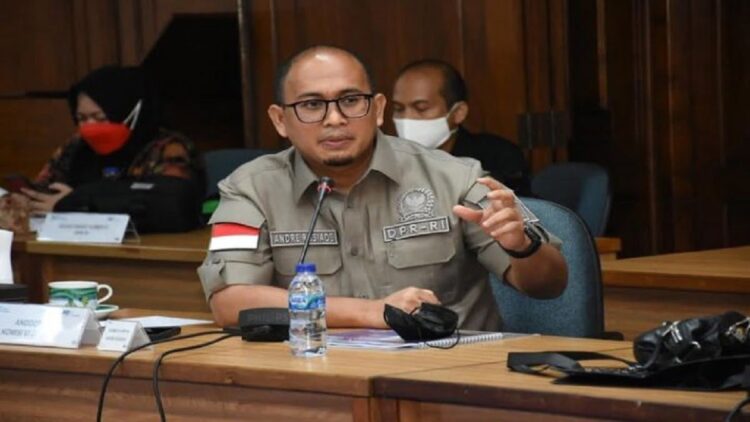 Andre Rosiade Minta Polisi tak Ragu Tindak Tegas Penimbun Minyak Goreng 1 Anggota Komisi VI DPR RI Fraksi Partai Gerindra, Andre Rosiade. (IST)