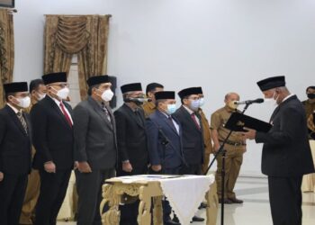 Gubernur Sumbar Lantik Sembilan Pejabat Eselon II, Siapa Saja?