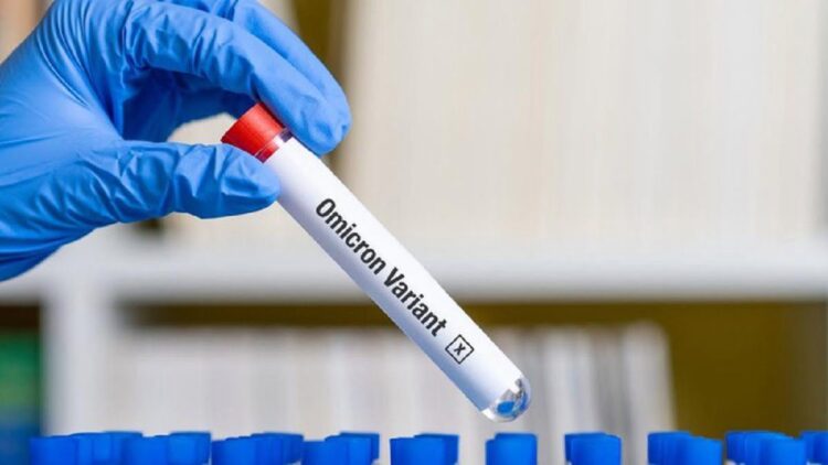 Foto: Ilustrasi COVID-19 varian Omicron. (Getty Images/iStockphoto/DMEPhotography)