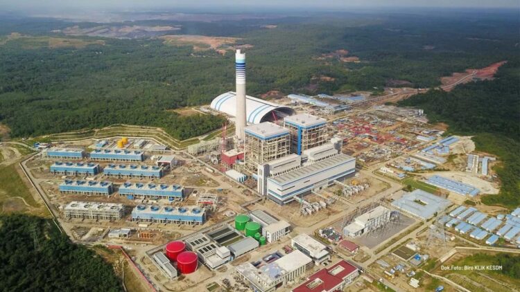 Salah satu kawasan industri penghasil emisi karbon. (Kementerian ESDM)