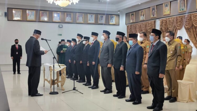 Pelantikan pejabat struktural Pemprov Sumbar.
