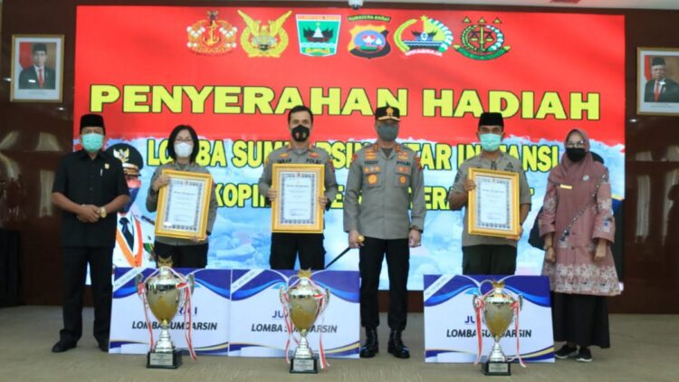 Pemenang lomba Sumdarsin yang digelar Polda Sumbar.