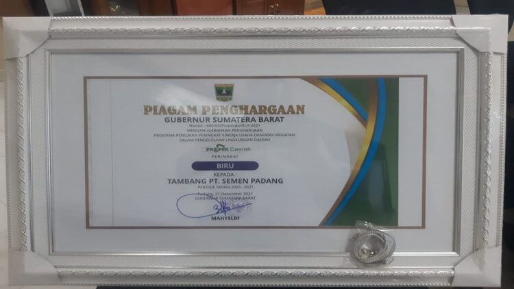 Penghargaan Properda untuk tambang Semen Padang.