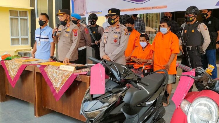 Press rilis pelaku curas di Dharmasraya.