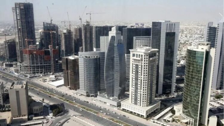 Ilustrasi pemandangan kota Doha dengan bangunan yang sedang dibangun, 2012. (ANTARA/Reuters/Fadi Al-Assaad/as)