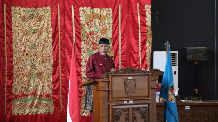 Gubernur Mahyeldi: Dharmasraya Bisa Jadi Pusat Ekonomi Baru Sumatera Tengah 1 Sambutan Gubernur Sumbar di HUT Dharmasraya.