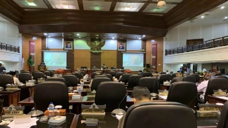Rapat paripurna DPRD Sumatera Barat. (Antarasumbar/HO)