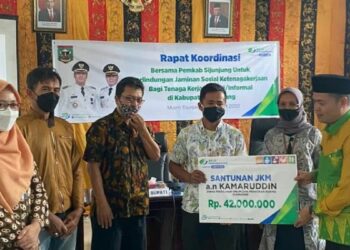 Pemkab Sijunjung bakal Lindungi Mubaligh dan Petani dengan BP Jamsostek