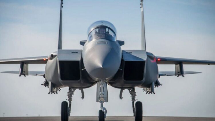 Ilustrasi jet tempur F-15. (net)