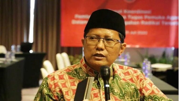 Menag Ibaratkan Toa Masjid seperti Gonggongan Anjing, KH Cholil Nafis: Ya Allah! 1 Ketua Komisi Dakwah Majelis Ulama Indonesia (MUI), KH Cholil Nafis. (net)