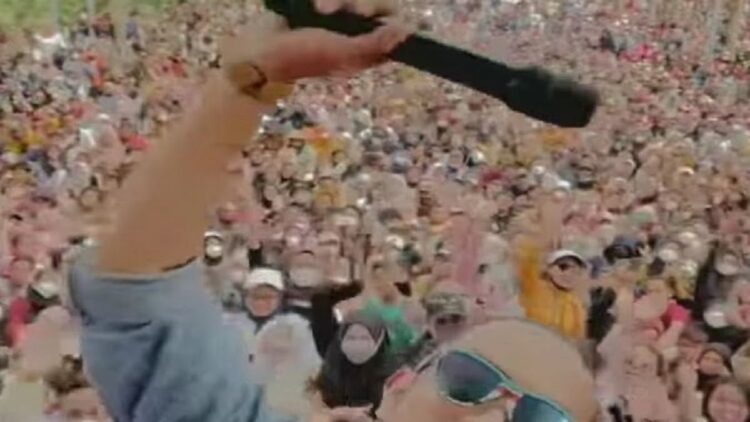 Tangkapan layar video konser musik di sebuah tempat wisata di Kabupaten Subang, Jawa Barat(Tangkapan layar video@kotasubang)