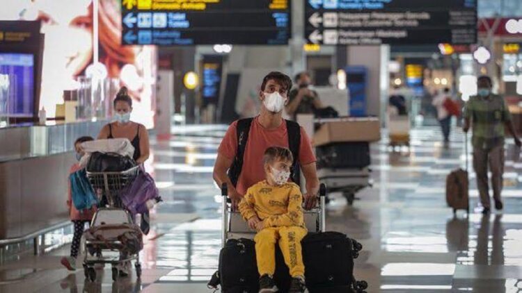 Diterapkan Mulai Besok, Karantina untuk PPLN selama Tiga Hari 1 Ilustrasi pelaku perjalanan luar negeri. (net)