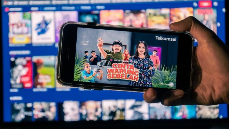 Cinta Warung Sebelah MAXstream.