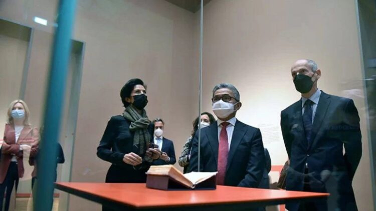 Studi: Belanda Gunakan Kekerasan Ekstrem selama 1945-1949 di Indonesia 1 Duta Besar (Dubes) RI untuk Belanda, Mayerfas, menghadiri acara Pembukaan Pameran Revolusi Kemerdekaan Indonesia di Rijksmuseum Belanda pada Kamis (10/2/2022). (Antara / Dokumentasi KBRI Den Haag) (Antara / Dokumentasi KBRI Den Ha)