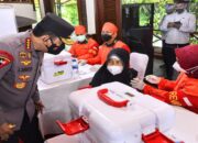 Kapolri Minta Vaksinasi Booster untuk Lansia Dimaksimalkan