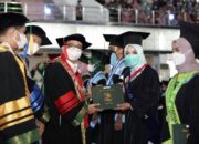 Lola Fitria Sari, Lulusan Tercepat Program Doktor Fekon Unand