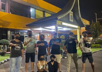 Maling HP Majikan, Dua Pekerja Cucian Mobil di Padang Dibui