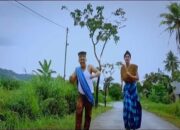 Pensiun dari Preman, Izet Kini jadi Penyanyi