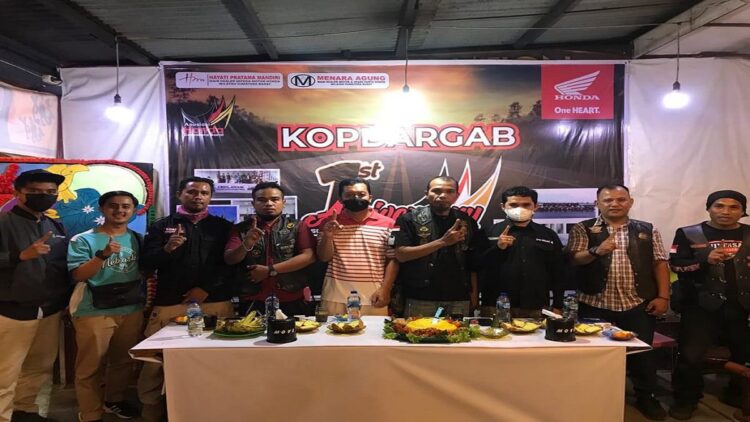 Rayakan Hari jadi Pertama, AHSB Gelar Kopdargab Sesama Pengguna Motor Honda 1 Kopdargab sekaligus perayaan satu tahun AHSB. (IST)