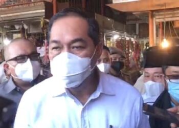 Klaim Stok Melimpah, Mendag Minta Pemko Padang Selesaikan Persoalan Distribusi Minyak Goreng