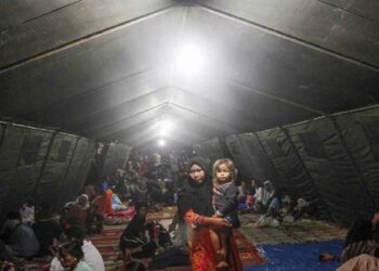 Takut Gempa Susulan dan Longsor, Warga Pasbar masih Bertahan di Pengungsian