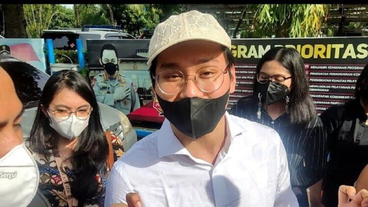 Sempat Kekeh, Akhirnya Crazy Rich Medan Indra Kenz Akui Aplikasi Binomo Ilegal 1 Indra Kenz. (net)