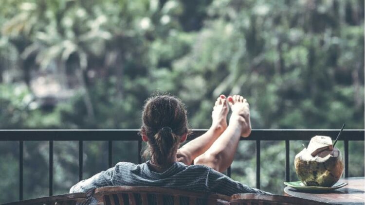 Jangan Sepelekan Stres? Kelola dengan Empat Cara Sederhana Ini 1 ilustrasi bersantai