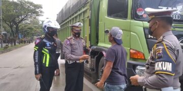 Razia Odol di Indarung, Polisi Amankan Dua Sopir Karena Pakai Narkoba 8 Razia Odol di Indarung, Polisi Amankan Dua Sopir Karena Pakai Narkoba