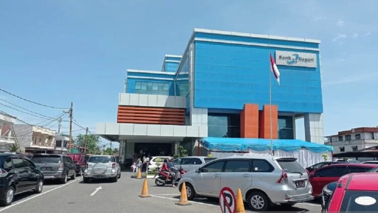 Kantor Bank Nagari Cabang Utama Padang. (Foto: Dok. Antarasumbar/Mutiara Ramadhani)
