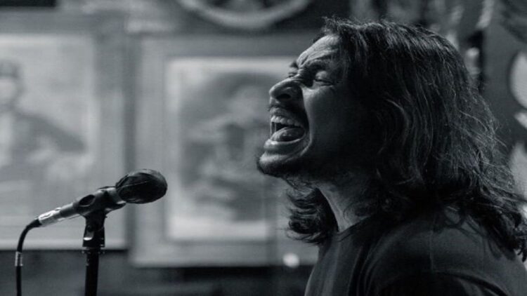 Jadi Vokalis Dewa 19, Ello: Seperti Mimpi Rasanya 1 Ello resmi menjadi vokalis grup band Dewa 19. (net)