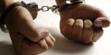 Jadi Target Operasi, Pria 19 Tahun di Padang Diciduk Karena Curi Motor 7 Ilustrasi penangkapan. (net)