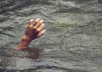 Ilustrasi orang hanyut di sungai. (dok. istimewa)