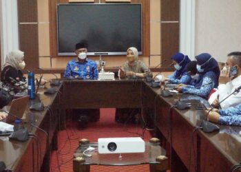 Lantik 6 Pejabat Pimpinan Tinggi Pratama di Pemprov Sumbar, Ini Pesan Gubernur! 