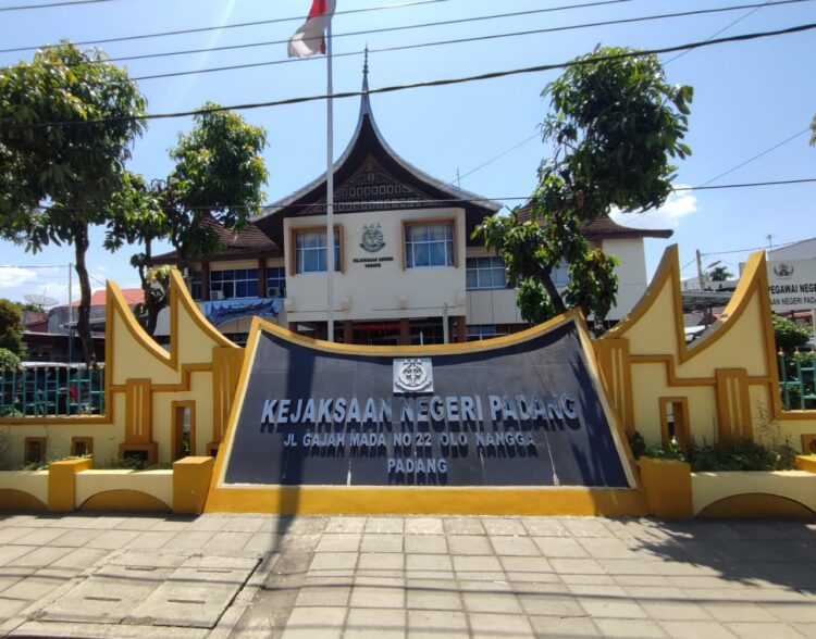 Hari Ini, Eks Ketua KONI Sumbar Diperiksa Terkait Korupsi Dana Hibah KONI Padang 1 IMG 20220322 WA0006