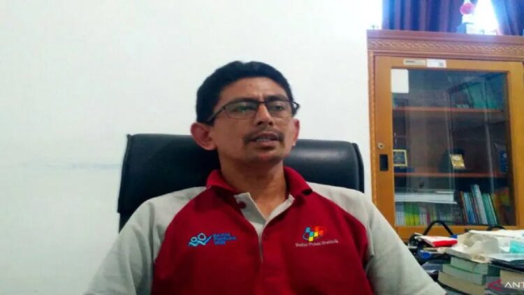 Kepala Badan Pusat Statistik (BPS) Solok Selatan Abdul Razi. (Antara/Erik IA)