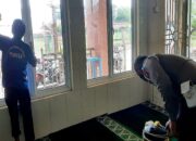 Ditlantas Polda Sumbar Adakan Aksi Bersih Masjid Sebelum Salat Jumat