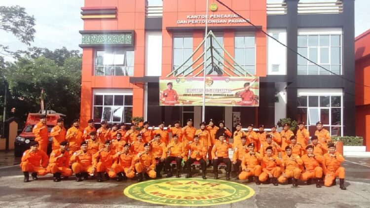 Jajaran Basarnas Kota Padang.