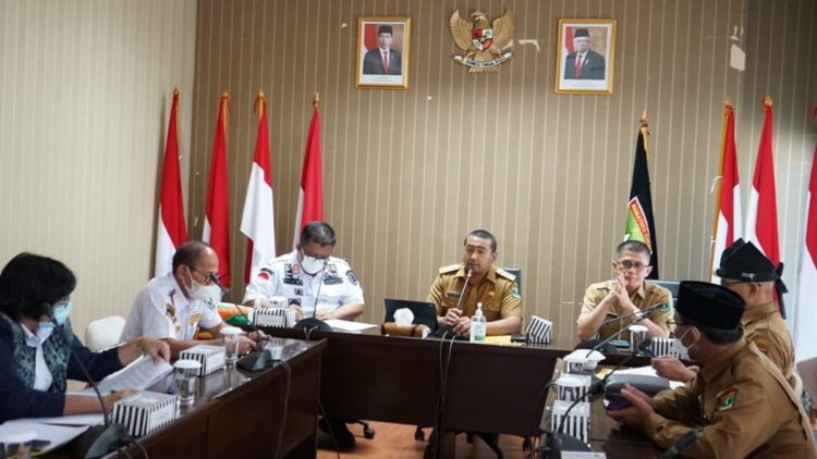 Sumbar Siap Buka Kembali Rute Penerbangan Internasional 1 Rapat pembukaan kembali penerbangan Internasional di Sumbar.