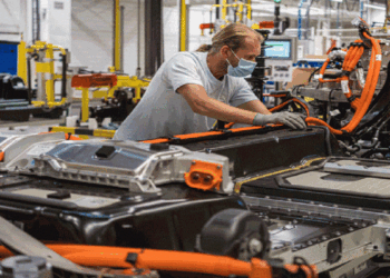 Konflik Rusia-Ukraina, Ini Pabrikan Otomotif yang Terdampak