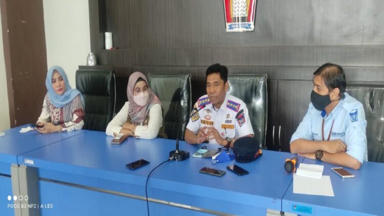 Kepala Dinas Perhubungan Kota Padang Yudi Indra Sani mengimbau kepada pemudik tidak sembarangan naik travel. (IST)