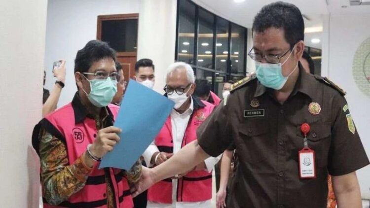 Dirjen Kemendag Wisnu Wardhana jadi Tersangka Ekspor Minyak Goreng, Ini Ancaman Hukumannya 1 Dirjen Perdagangan Luar Negeri Kemendag Indrasari Wisnu Wardhana tersangka Sumber : ANTARA FOTO/HO/Puspen Kejagung
