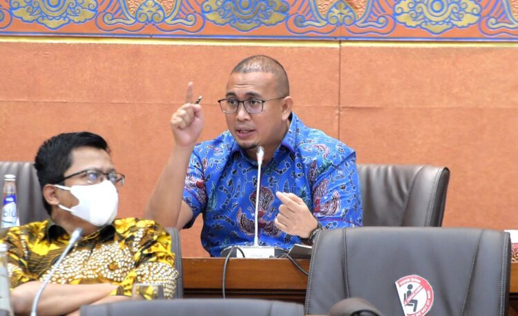 Harga Pertalite-LPG 3 Kg bakal Naik, Andre Rosiade: Tidak Tepat! 1 Anggota Komisi VI DPR RI Andre Rosiade.
