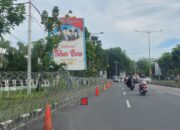 Jelang Aksi Unjuk Rasa Mahasiswa Siang Ini, Sekeliling Gedung DPRD Sumbar Dipasangi Kawat Berduri