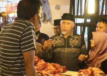 Tekan Harga Daging Sapi yang Tinggi, Gubernur Sumbar Minta Bulog Distribusikan Stok Daging Beku 20 Tekan Harga Daging Sapi yang Tinggi, Gubernur Sumbar Minta Bulog Distribusikan Stok Daging Beku
