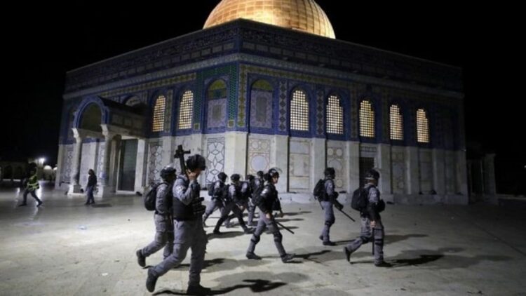 Aksi penyerangan yang terjadi di Masjid Al Aqsa.
