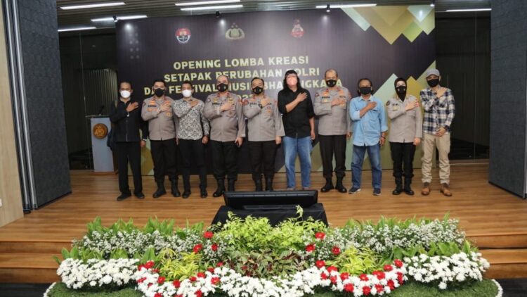 Opening Lomba Setapak Kreasi dan Festival Lagu Bhayangkara.