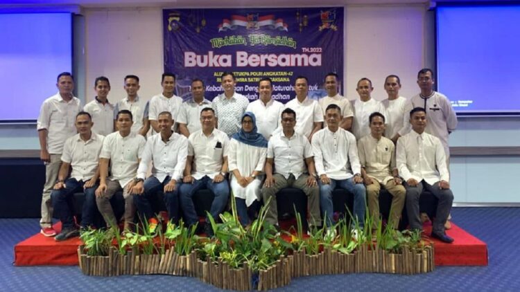 SIP Angkatan 47 Wira Satya Wicaksana Polda Sumbar buka bersama.