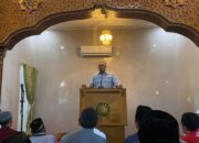 Shalat Jumat di Bungus Padang, Andre Rosiade Bantu Pembangunan Masjid