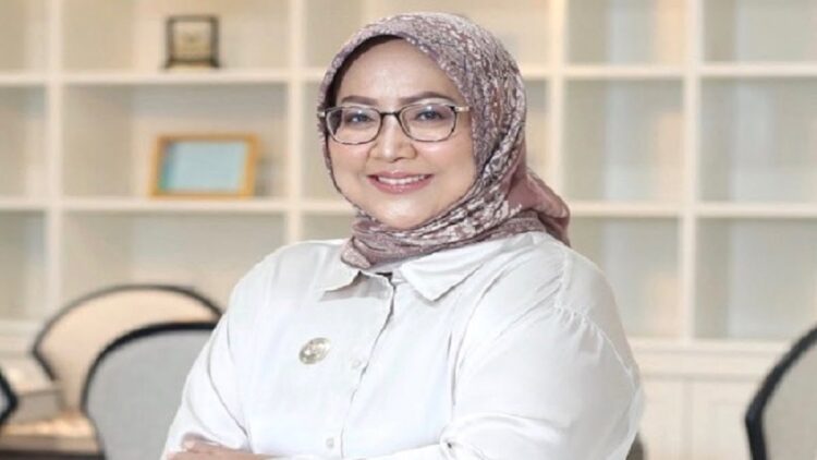 Duh! Bupati Bogor Ade Yasin hingga Pemeriksa di BPK Jabar Kena OTT KPK 1 Bupati Bogor Ade Munawaroh Yasin. (Instagram.com/@ademunawarohyasin)